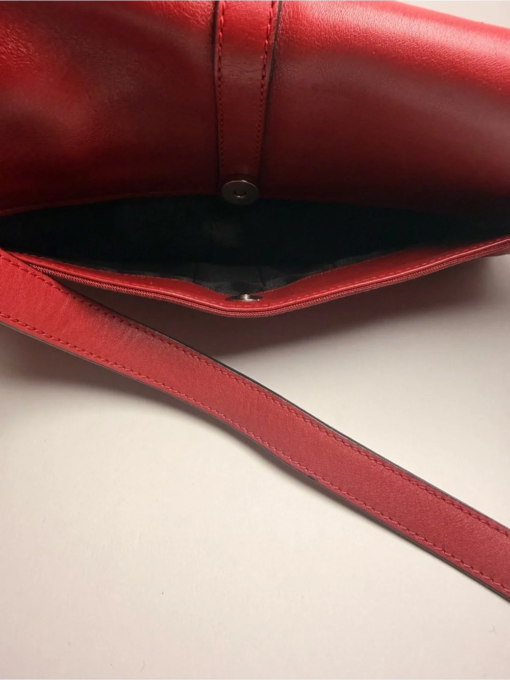 Women Red Leather purseBag with Silver Hardware